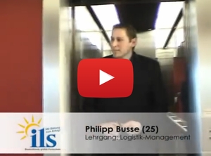 Im Video: Erfogreicher Absolvent des Fernkurses Logistikmanagement teilt seine Erfahrungen.